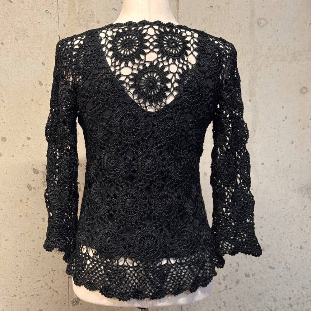 Unbranded Crochet Floral V-Neck Top Womens M Black Whimsigoth Goth Romantic 570 - Picture 2 of 6